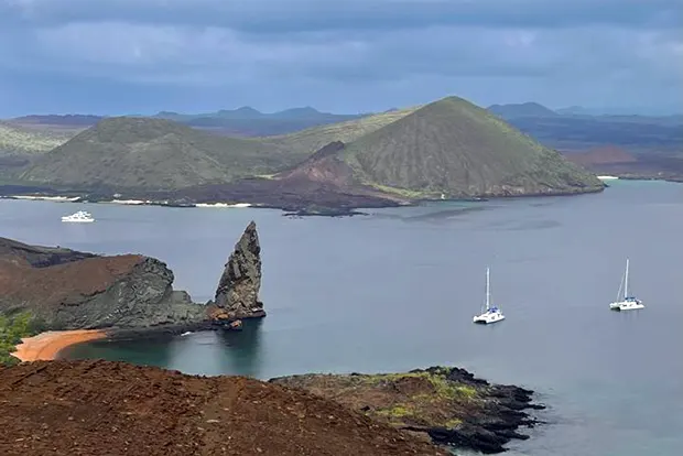 Why Galapagos Cruises Are Better Than Daily Tours